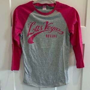 Stylish Las Vegas Graphic Long Sleeve Tee - Pink & Gray
